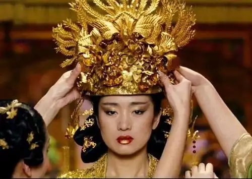 巩俐最美古装造型不是黄金凤袍不是流苏红妆而是这套