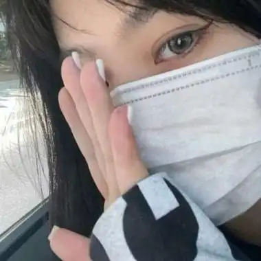 侧脸头像女生高冷霸气戴口罩的