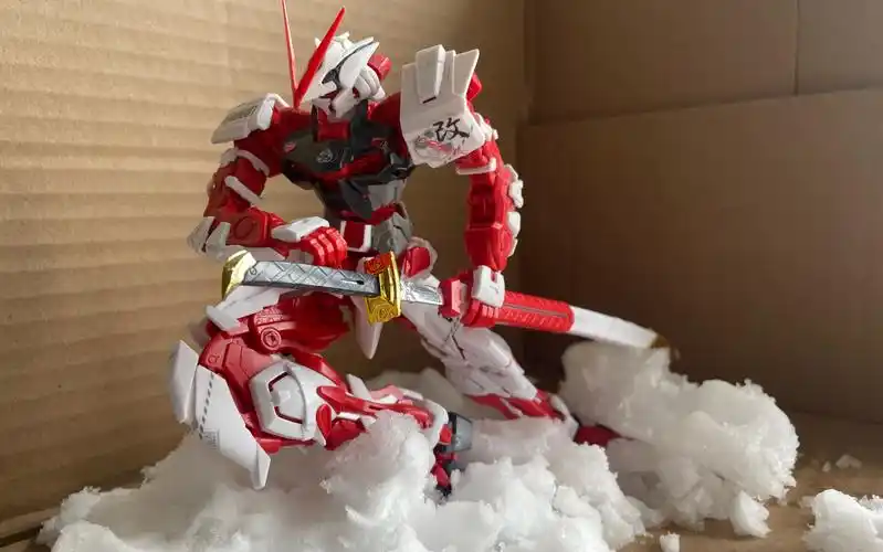 摆几个红异端的造型