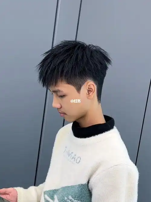 自然卷的头发,烫锡纸小碎盖,到最后有惊艳到你吗?