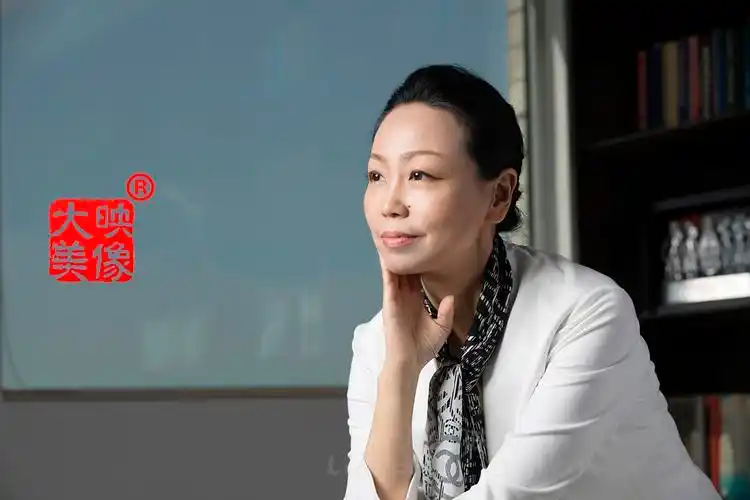 职场人的必备-公关形象照