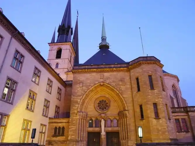 卢森堡圣母院大教堂