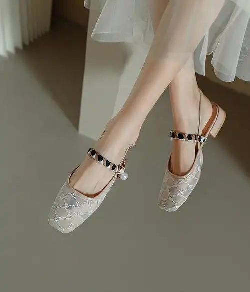 夏天穿什么凉鞋好看?这几款值得入手