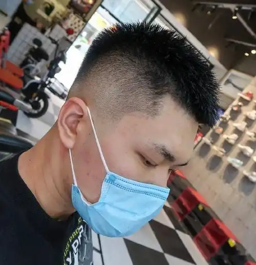 2021亚洲男士发型流行趋势帅掉渣儿了