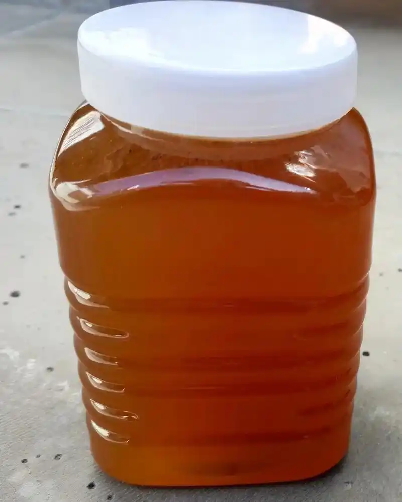 自己养的蜜蜂自己家产的蜂蜜,没有添加认何东西,全部都是纯手工 - 抖