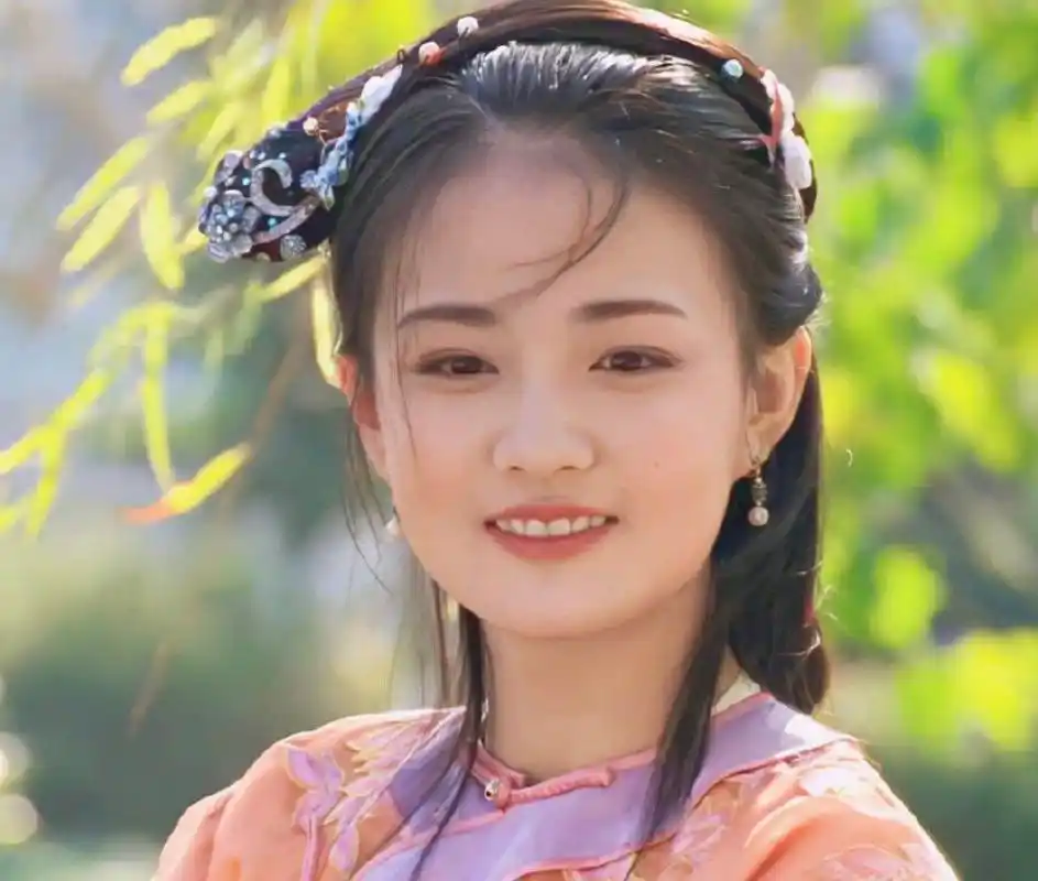 《甄嬛传》里的徐璐,很难让人不"一见钟情"