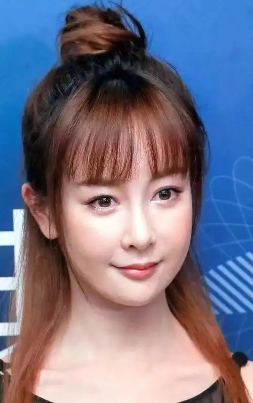 张檬,郑爽因爱情整容:为男人失去自我的女人,最后都怎么样了?