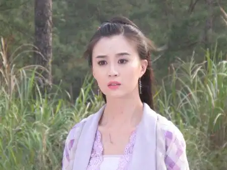 她曾被寄厚望为"第二个神仙姐姐",被批最丑周芷若,今销声匿迹