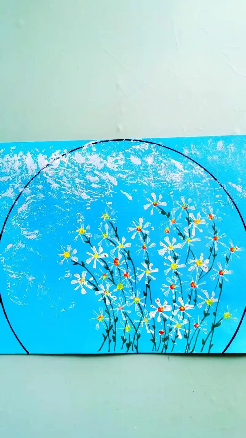 幼儿拓印创意画-小雏菊.#创作灵感 这个雏菊拓印画,真是简单 - 抖音