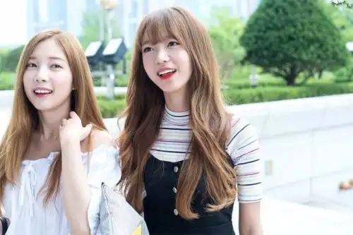 展开全部 金昭希,艺名昭希,韩国女艺人,lte娱乐旗下女子组合c.i.v.