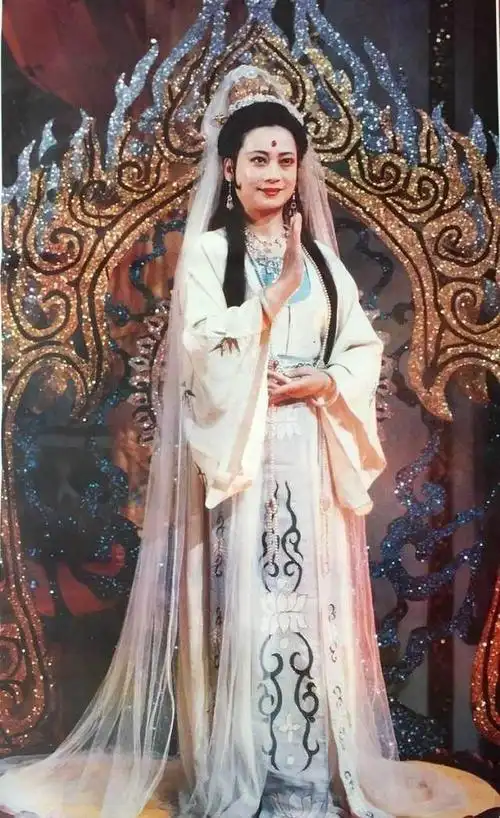 在其他的电视剧中也有不少人扮演过观音菩萨,比如赵雅芝,还有刘涛