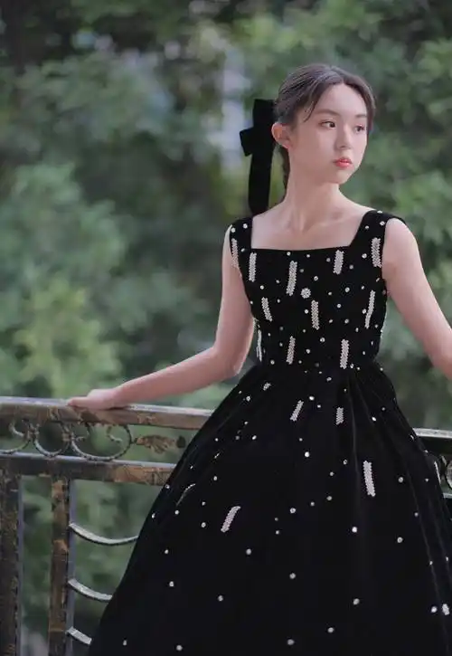 小芈月"14岁近况曝" 网友大赞:没长歪_刘楚恬_现年_漂亮