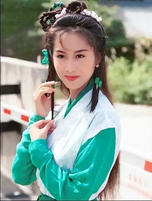 "现在看翁美玲的黄蓉一点也不觉得好",金庸为什么这么说?|朱茵|周迅|