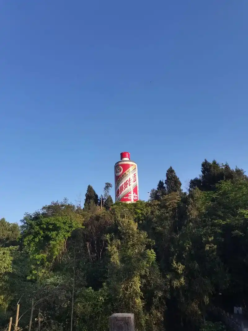 打卡茅台镇,参观茅台酒厂,汉台酒业,风景如画,夜景璀璨