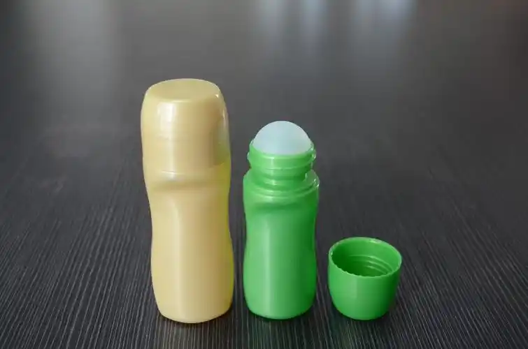 热销款厂家直销定制滚珠瓶,止汗滚珠瓶