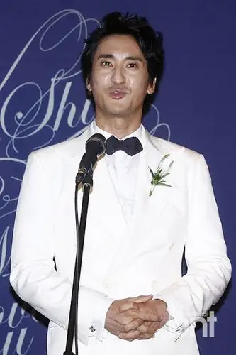 申贤俊婚礼现场曝光众大牌韩星云集道贺组图