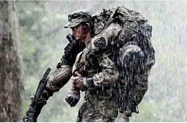 特种兵是不是都要长得很帅?别被电视剧骗了,看看他们都长啥样