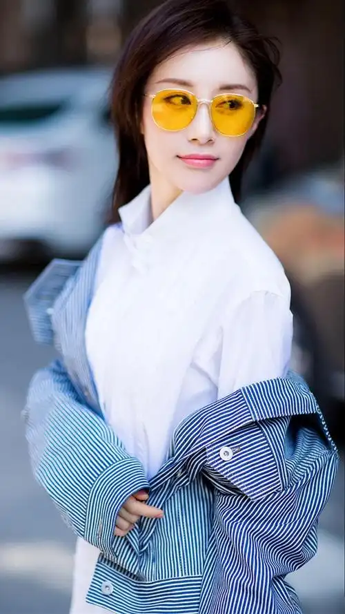 舒畅时尚街拍写真