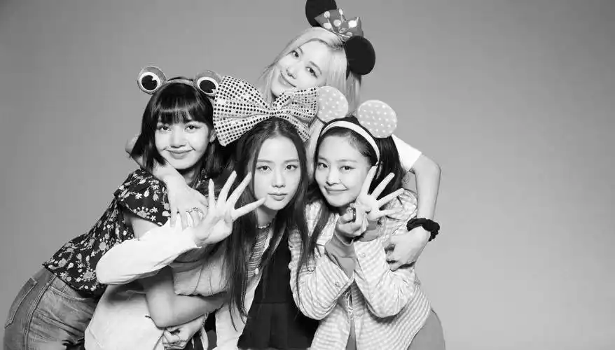 韩团最长寿女团:blackpink六年,redvelvet八年,而她们已15年_组合