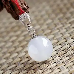 翡翠转运珠吊坠冰种图片