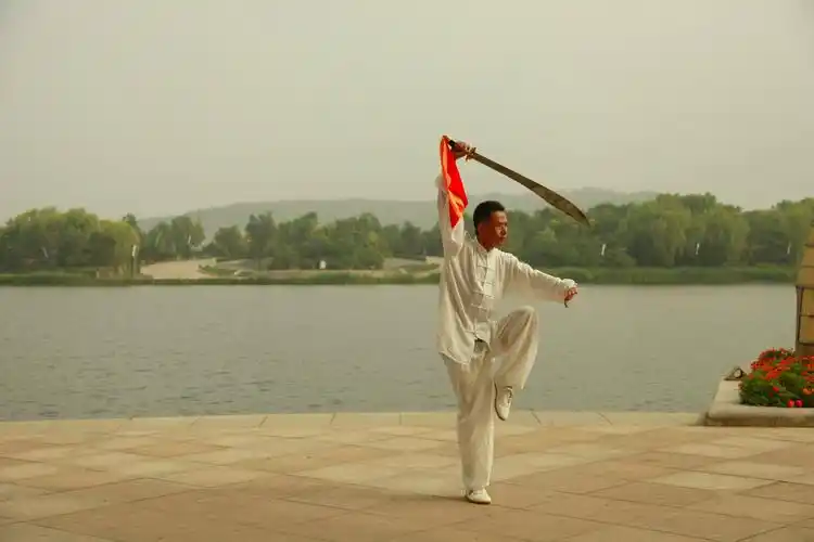 武术人的晨练,首届网络武术大赛 - 美篇