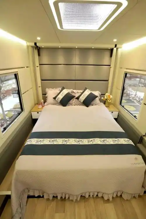 16 北京房车展丨飞翔房车"升层"系列轻卡房车正式亮相 多重亮点惊喜