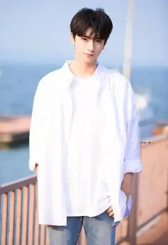 继李易峰,林一后,又一"国民校草"诞生,帅气程度不输二人