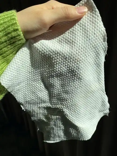 在家捡到一张洗脸巾