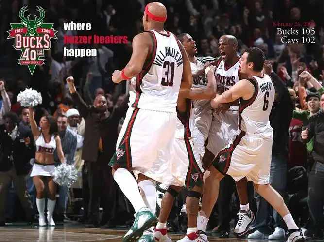 密尔沃基雄鹿队官方桌面壁纸