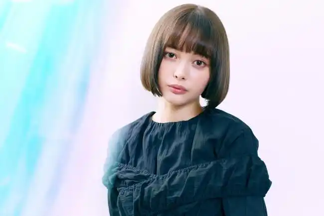 玉城tina谈恶之华感想表示对青春期的郁闷有同感现在也经常在挣扎