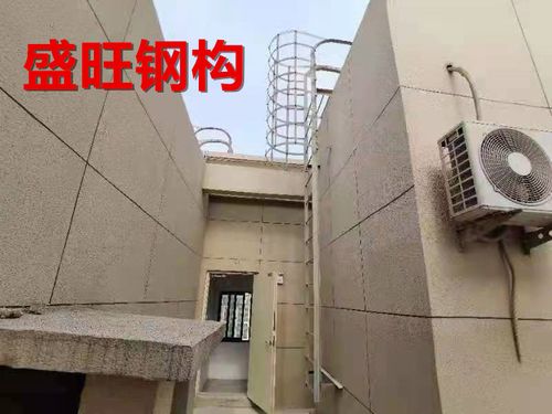 镀锌钢爬梯护笼不锈钢爬梯检修梯直爬梯锁防攀爬梯钢筋爬梯下井梯