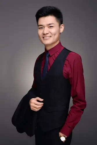 口才主导师,和谐家庭和亲子教育专家,青少年性格色彩分析师,讲师导师