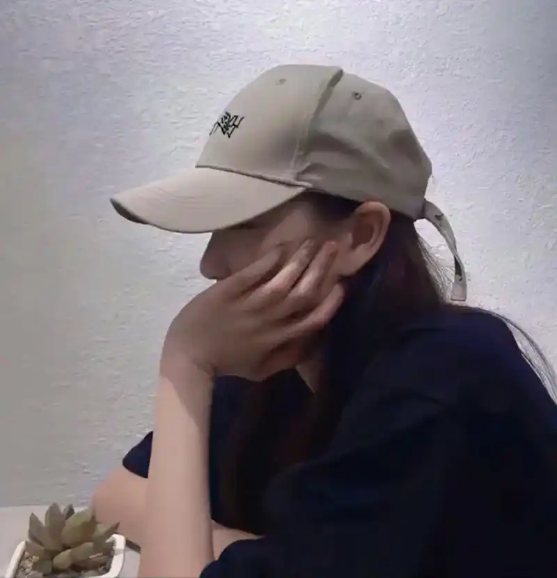 不露脸的氛围感女头#女生头像 #氛围感  - 抖音