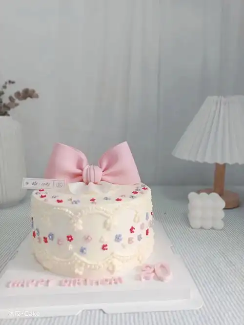 粉色蝴蝶结蛋糕少女蛋糕20岁生日蛋糕