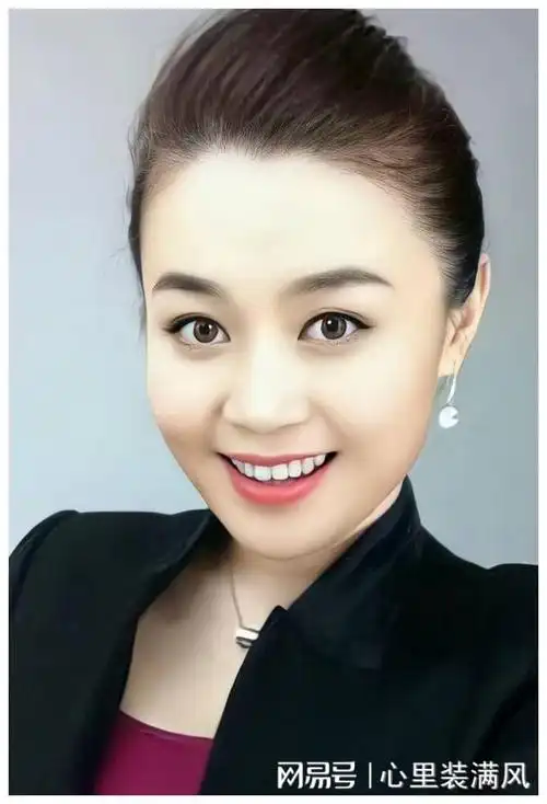 20岁被赵本山一眼看中,从化妆师到演员,关婷娜凭运气还是实力?