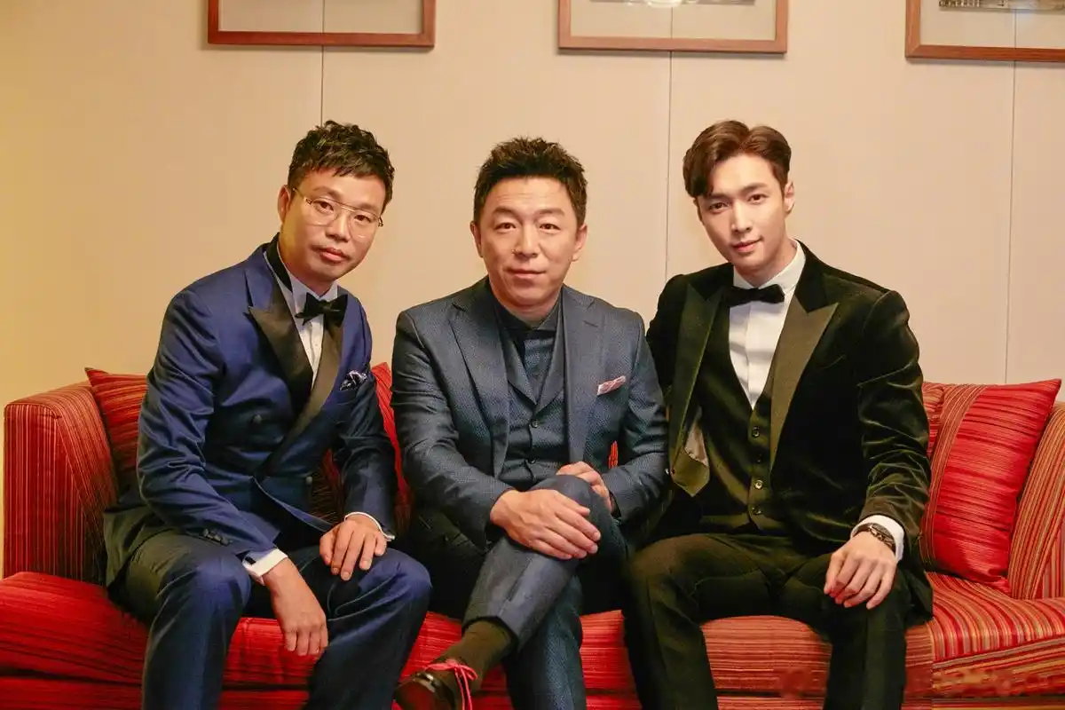 假期的最后几天,要玩得开心啊,晚安!