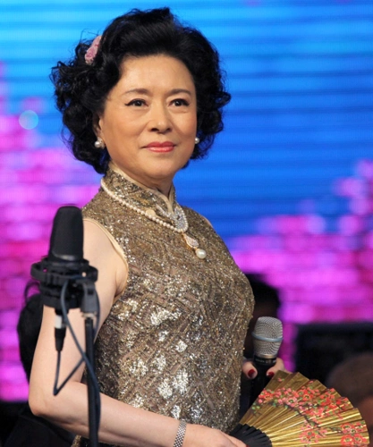 正文   著名越剧花旦,王派创始人王文娟高徒,浙江省最佳越剧青年演员