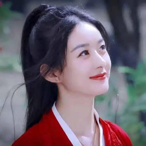 有翡有翡//名句‖赵丽颖‖周翡‖头像图源微博:从虚行拿图点赞