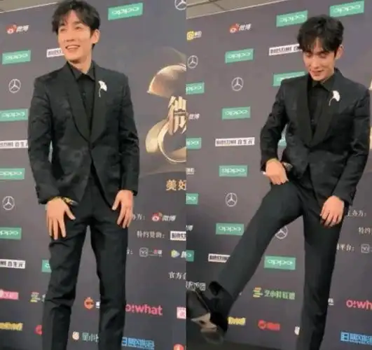 朱一龙在颁奖典礼上霸气撩裤腿,粉丝直呼拢龙太实诚