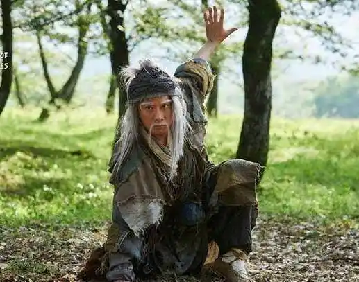 金庸笔下的丐帮,为何只有帮主武功高强,门下弟子却只能沦为二流