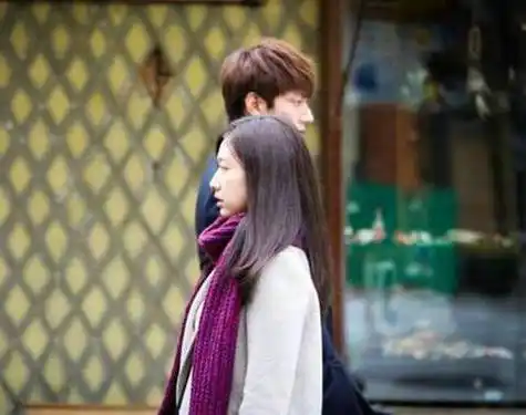 感恩这一路上,终能遇见灵魂相近的人,那些伸手相扶的暖,那些擦肩而过