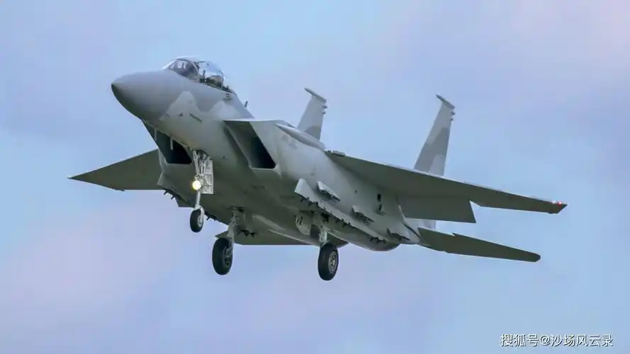 中国战斗机-歼15战斗机