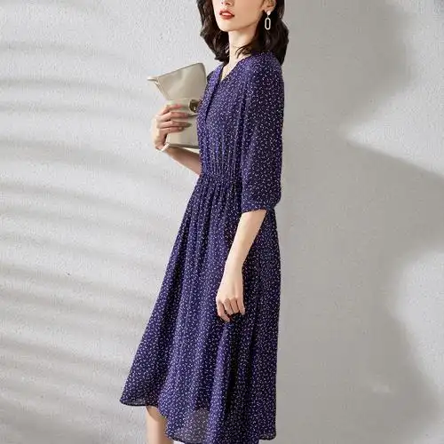 高端真丝碎花连衣裙女中长款v领桑蚕丝收腰印花裙子2020夏季新款