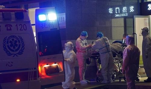 重症监护室的凌晨"战疫"