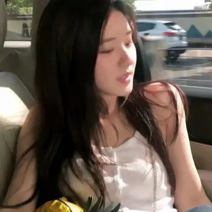 清纯干净真人女头像,高清清纯少女真人微信头像图片_女生微信头像