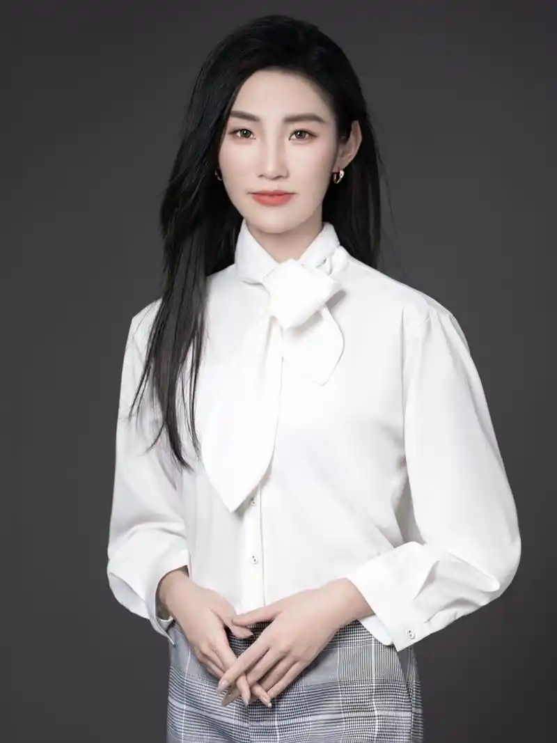 高级 气质 白领 个人形象照 个性化时代 你需要一张高级商务形象照