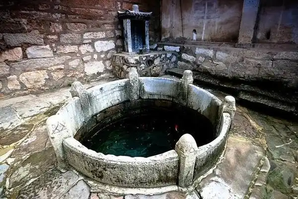 锁龙井的事情是真的假的里面有没有龙井的用处是什么