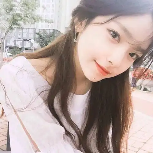 时尚美女小清新范女生头像 遥不可及并非十年之后是今天之前