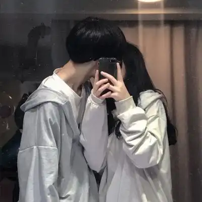 ins真人恩爱情头一对两张