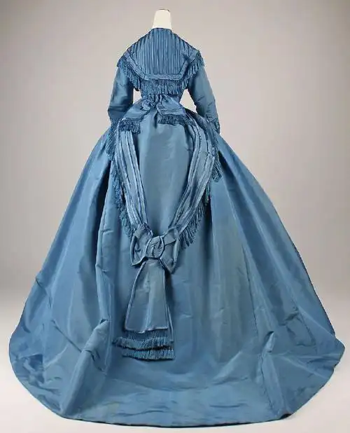 大都会艺术博物馆珍藏的19世纪法式复古连衣裙